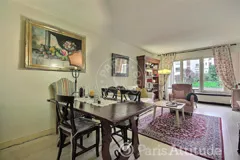 Flat Rue Marguerite de Rochechouart in Paris