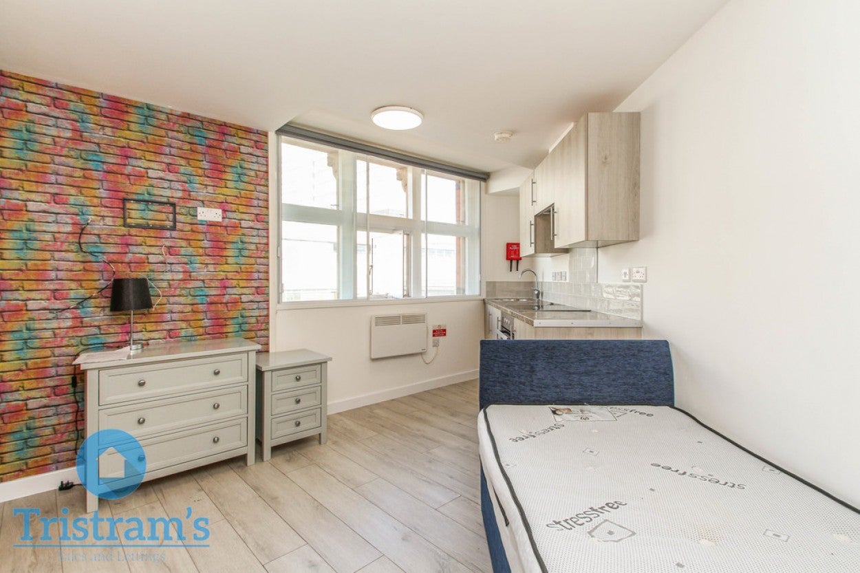 Flat Thurland Street in Nottingham