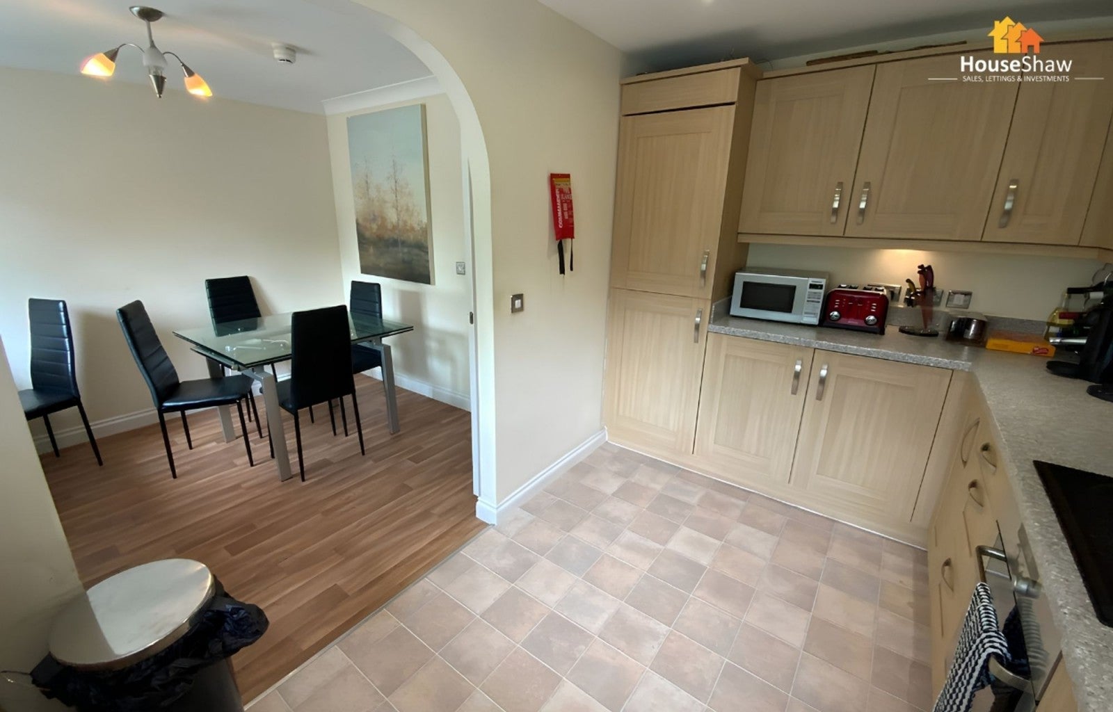 Room Coopers Rise in High Wycombe Community Board