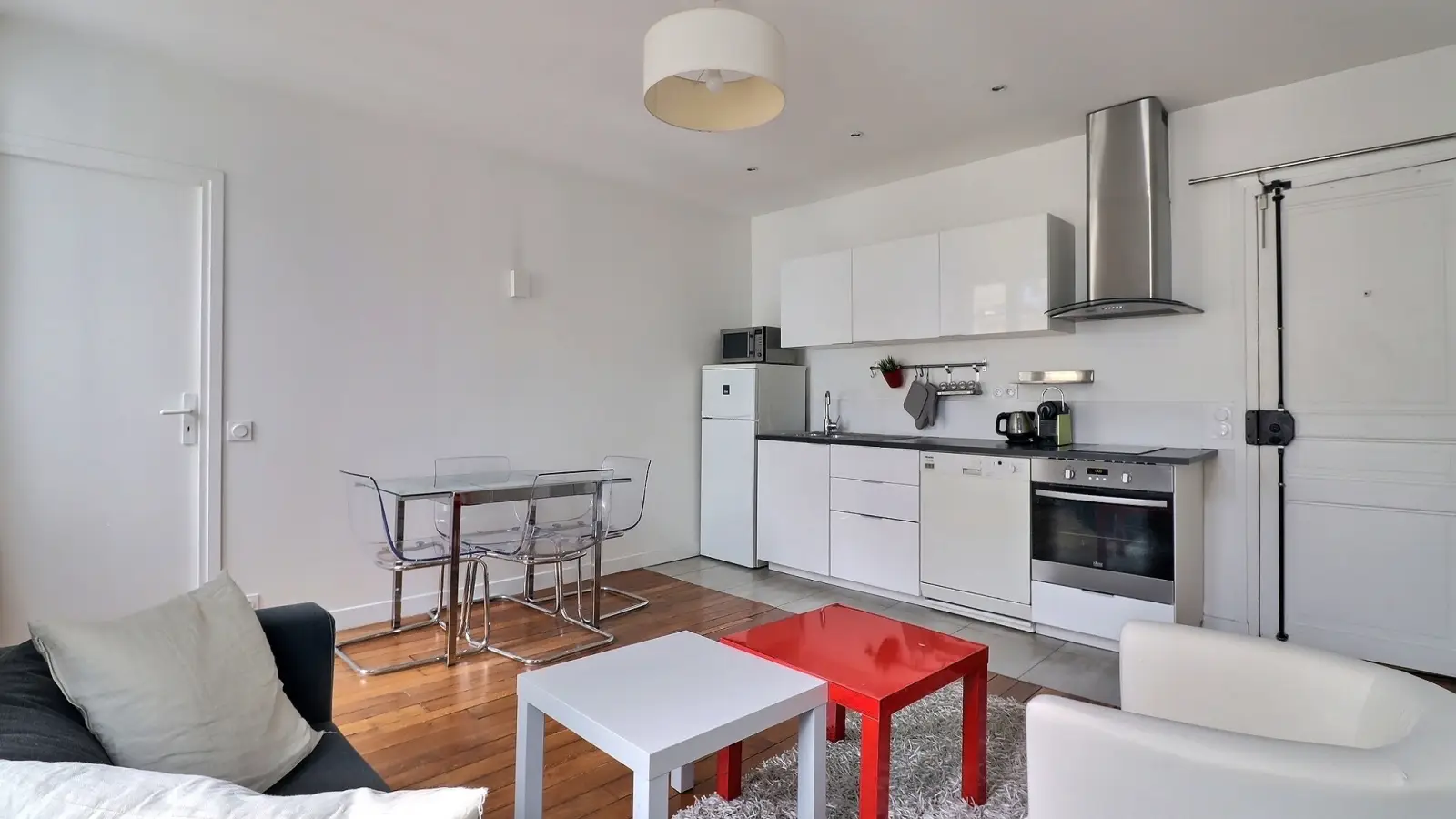 Flat Rue Legendre in Paris