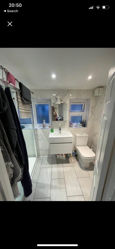 Room Gosterwood Street in Greater London