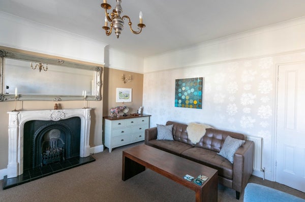 Flat Beaufort Road in Bristol