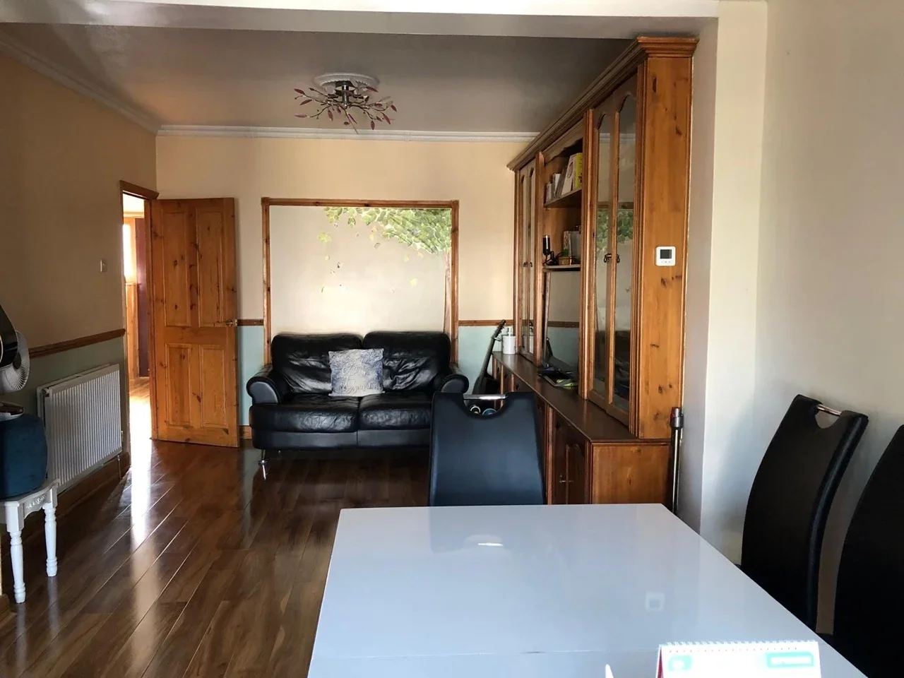 Room Falcon Crescent in Greater London
