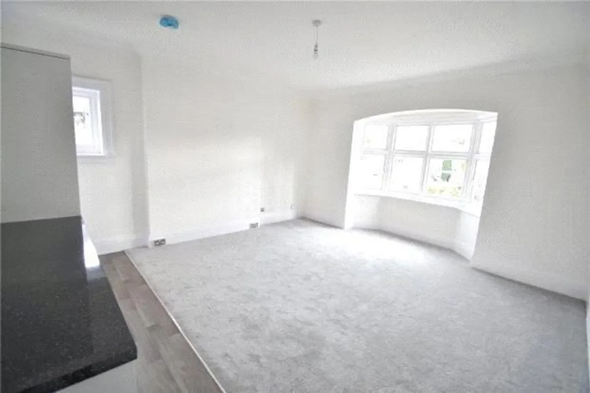 Flat Portchester Road in Bournemouth
