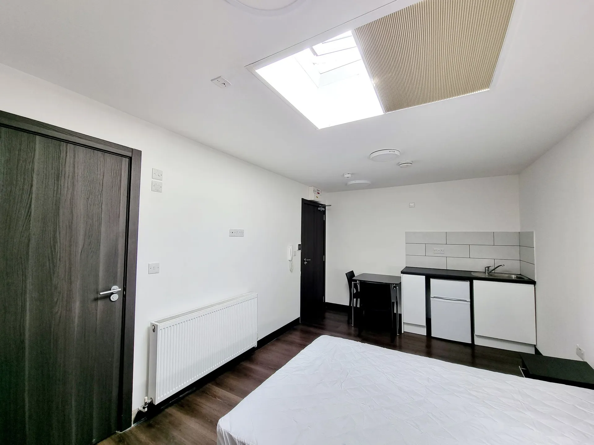 Room Bycroft Street in Greater London
