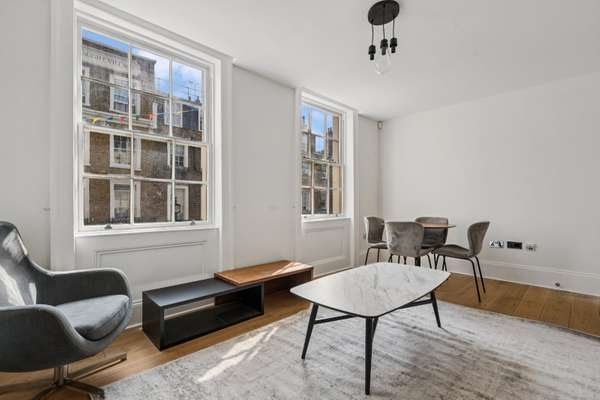 Flat Porchester Place in City of Westminster