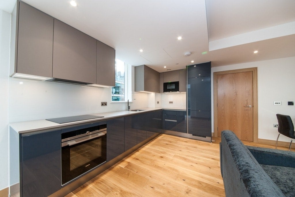 Flat Harrow Road in City of Westminster