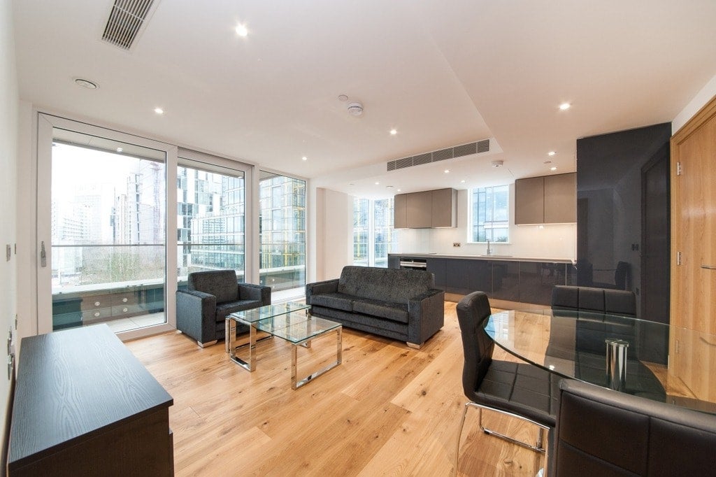 Flat Harrow Road in City of Westminster