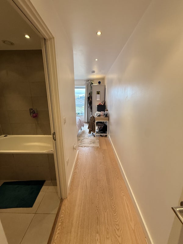 Room Northbourne Road in Greater London