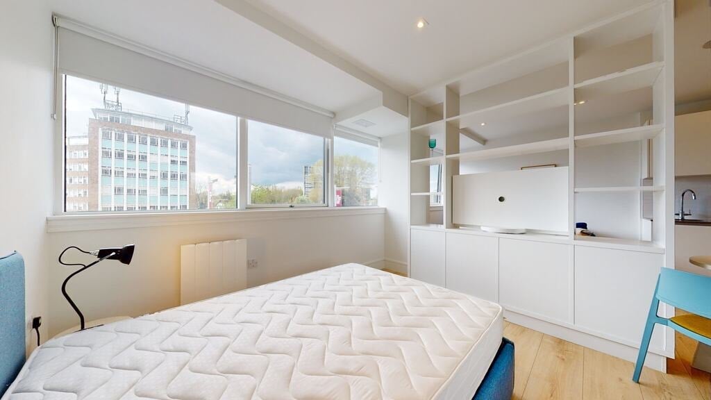 Flat Humphry Repton Lane in Greater London