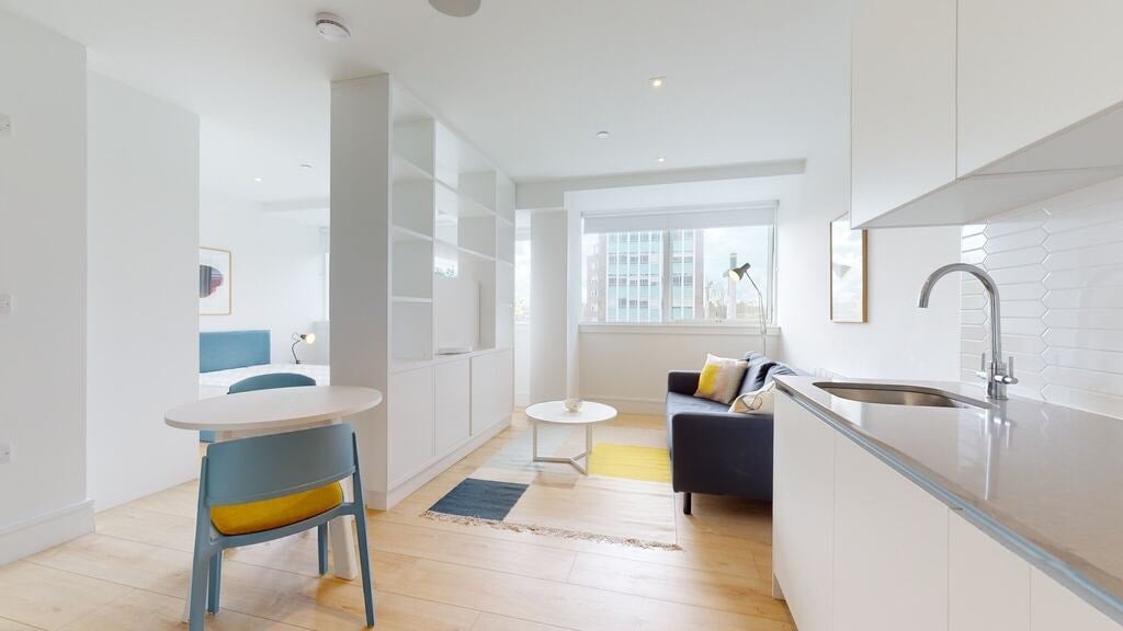 Flat Humphry Repton Lane in Greater London