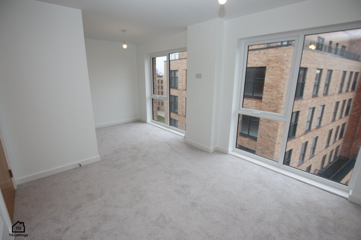 Flat Ordsall Lane in Salford