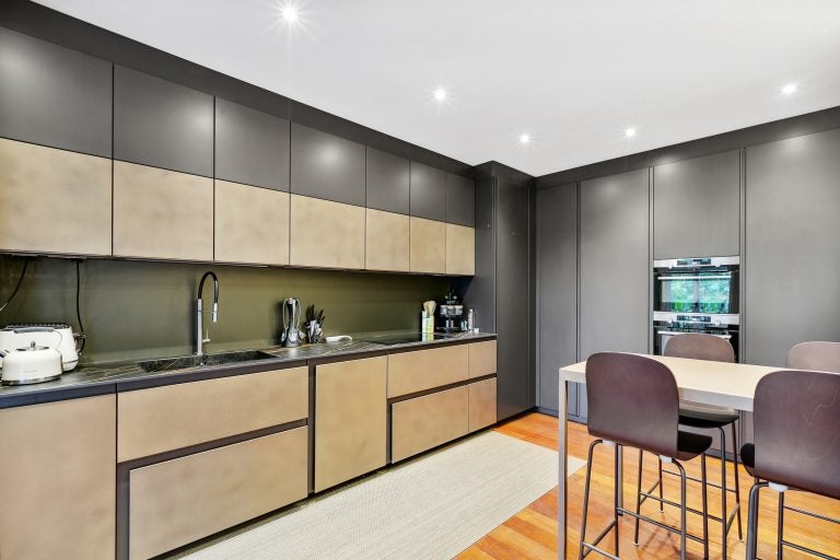 Flat Thurloe Place in Greater London