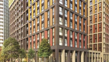 Flat Ponton Road in Greater London