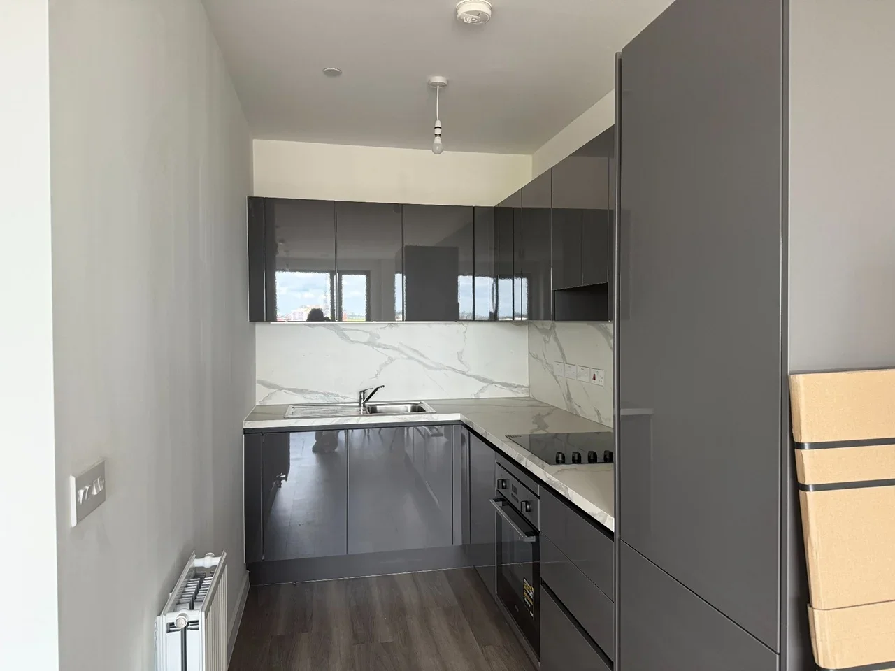 Flat Ilderton Road in Greater London