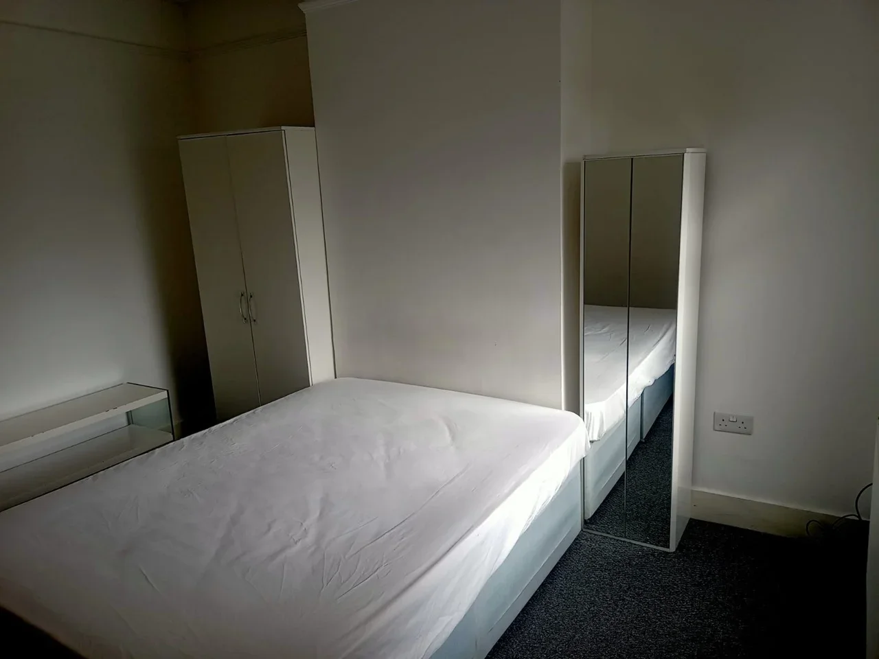 Room Babington Road in Greater London