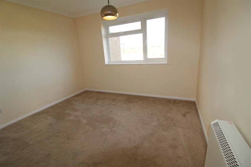 Flat Abbotswood in Yate
