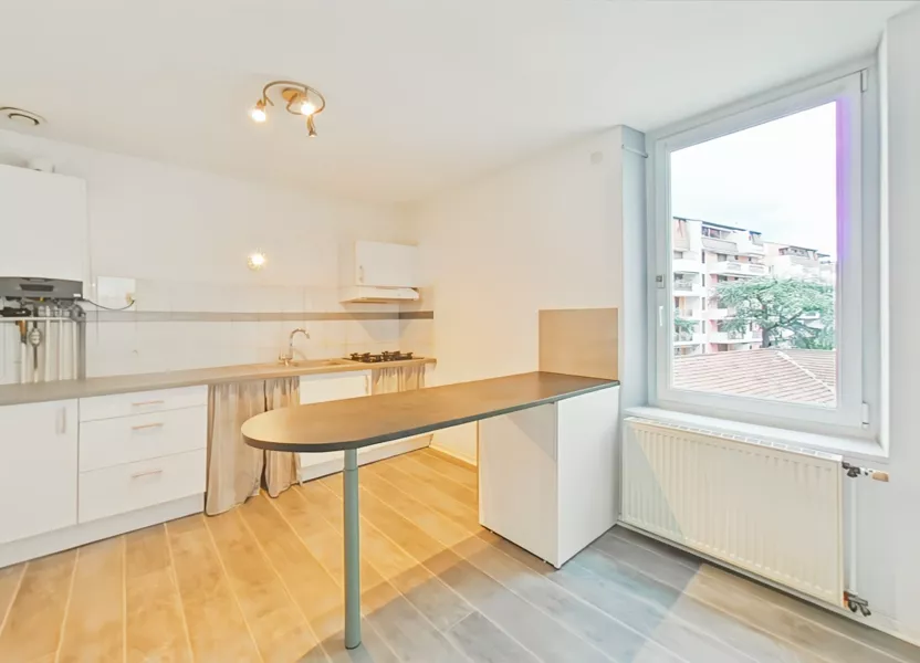 Flat Rue du Lycée in Valence