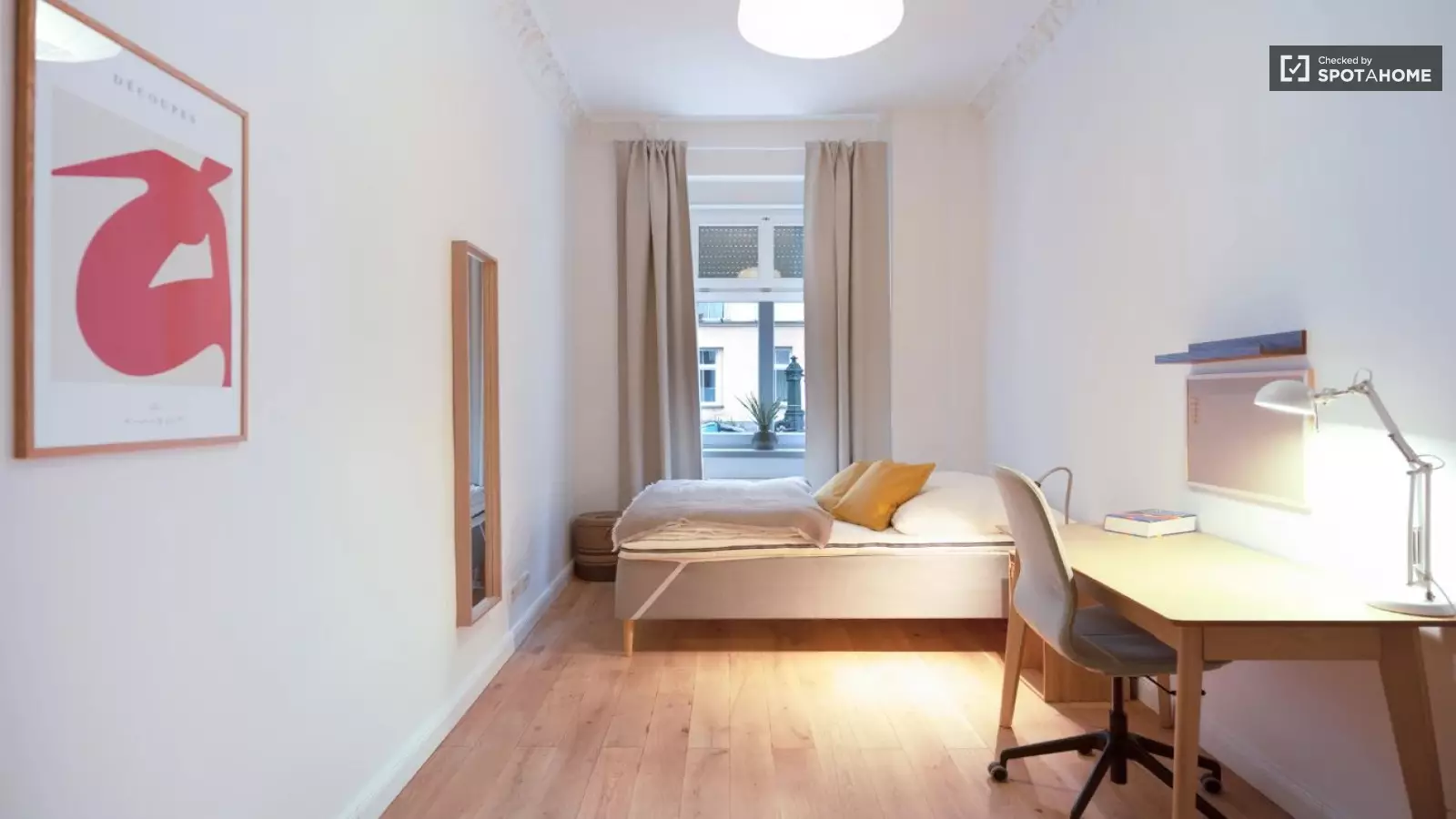 Zimmer Residenzstraße in Berlin