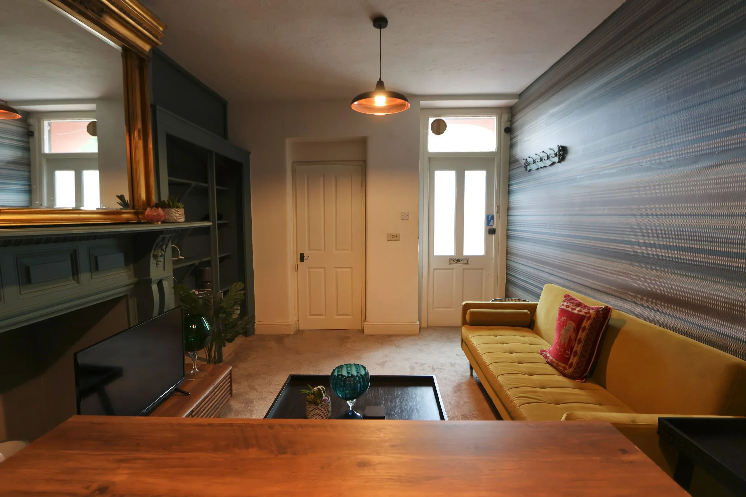 Flat Mortimer Road in Bristol