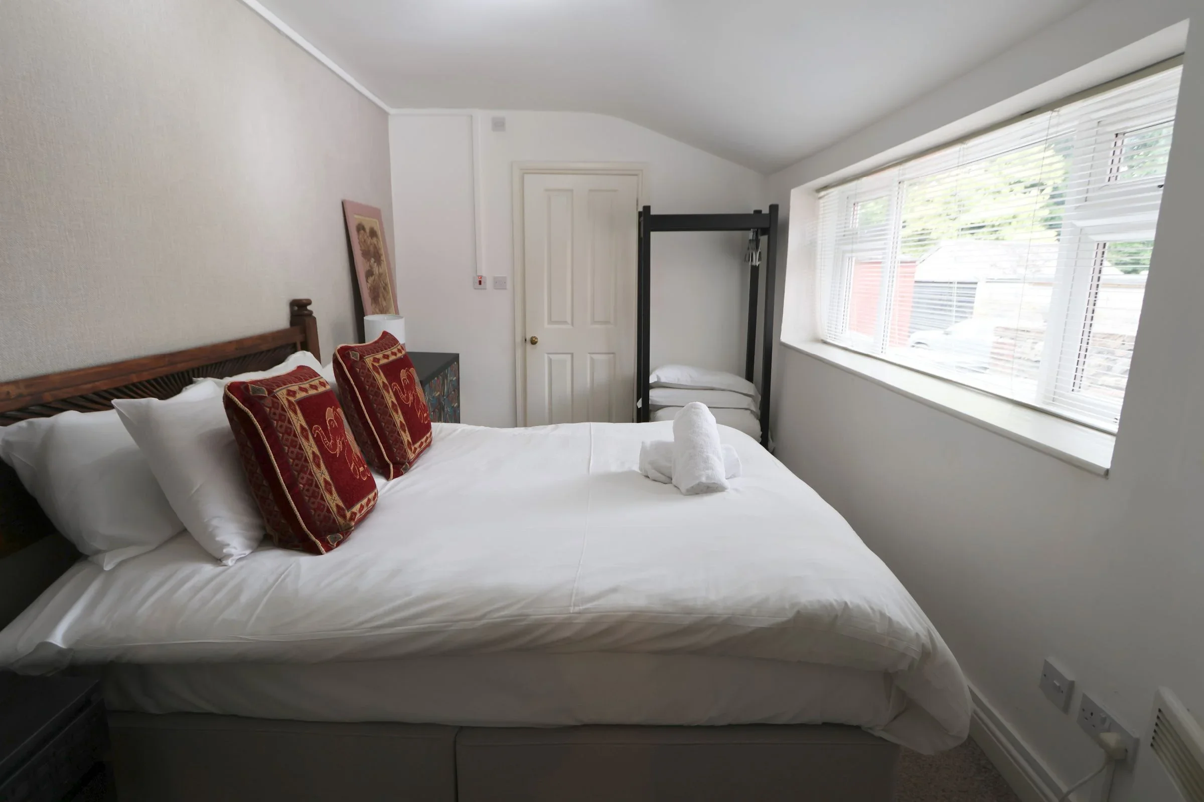 Flat Mortimer Road in Bristol