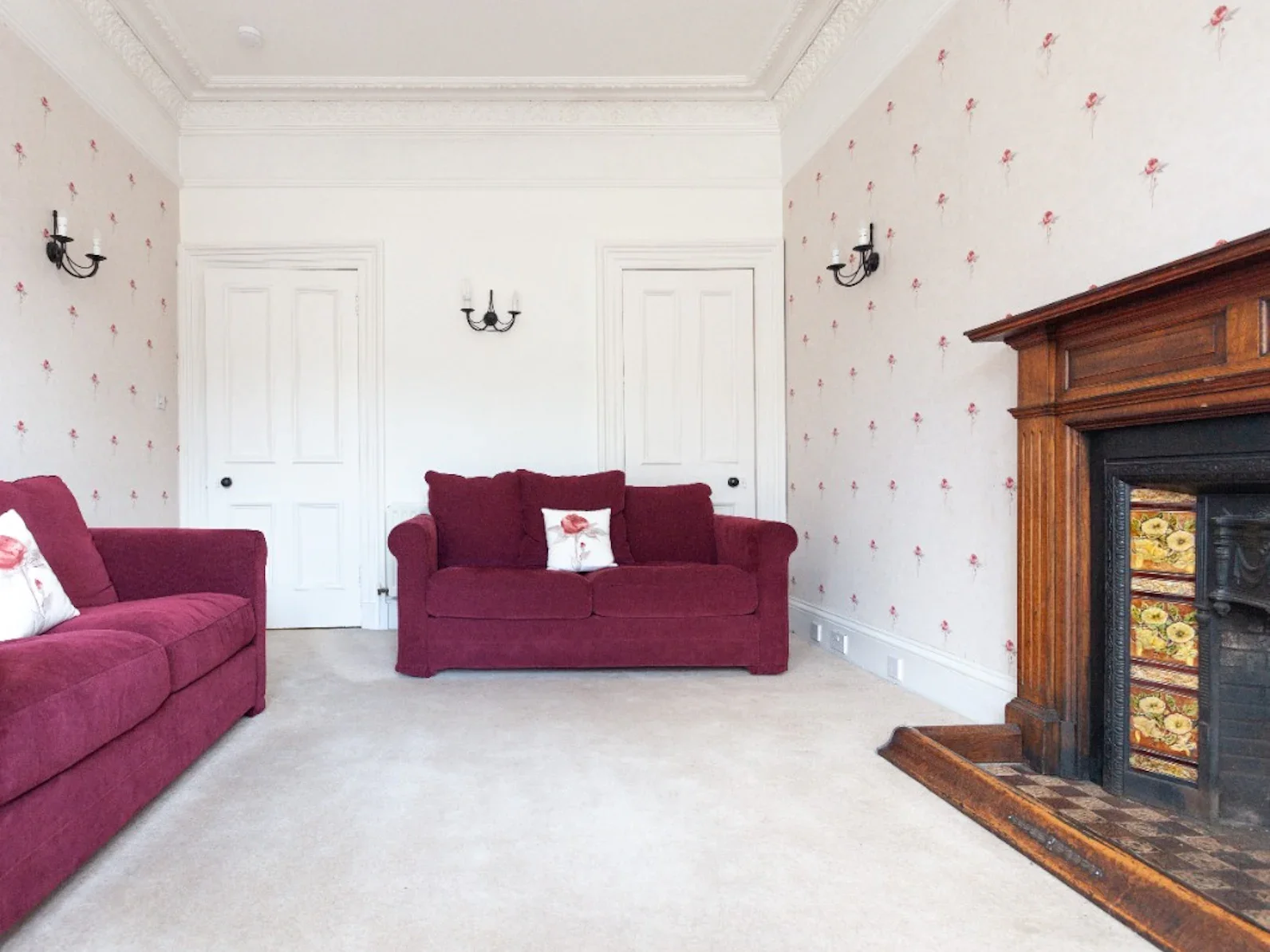 Flat Millar Crescent in City of Edinburgh