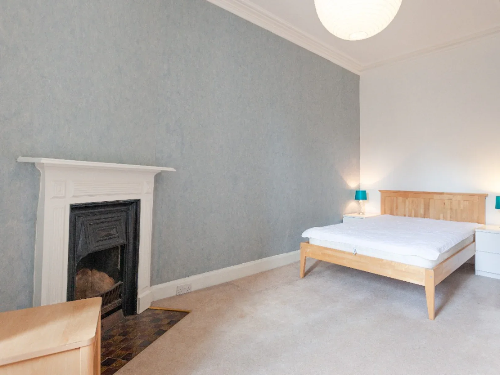 Flat Millar Crescent in City of Edinburgh