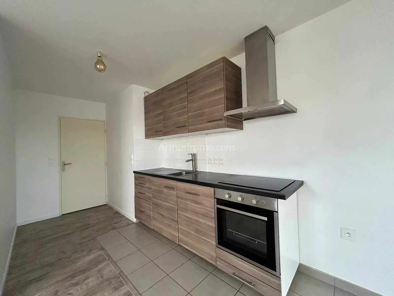 Appartement Avenue Paul Vaillant-Couturier à Paray-Vieille-Poste