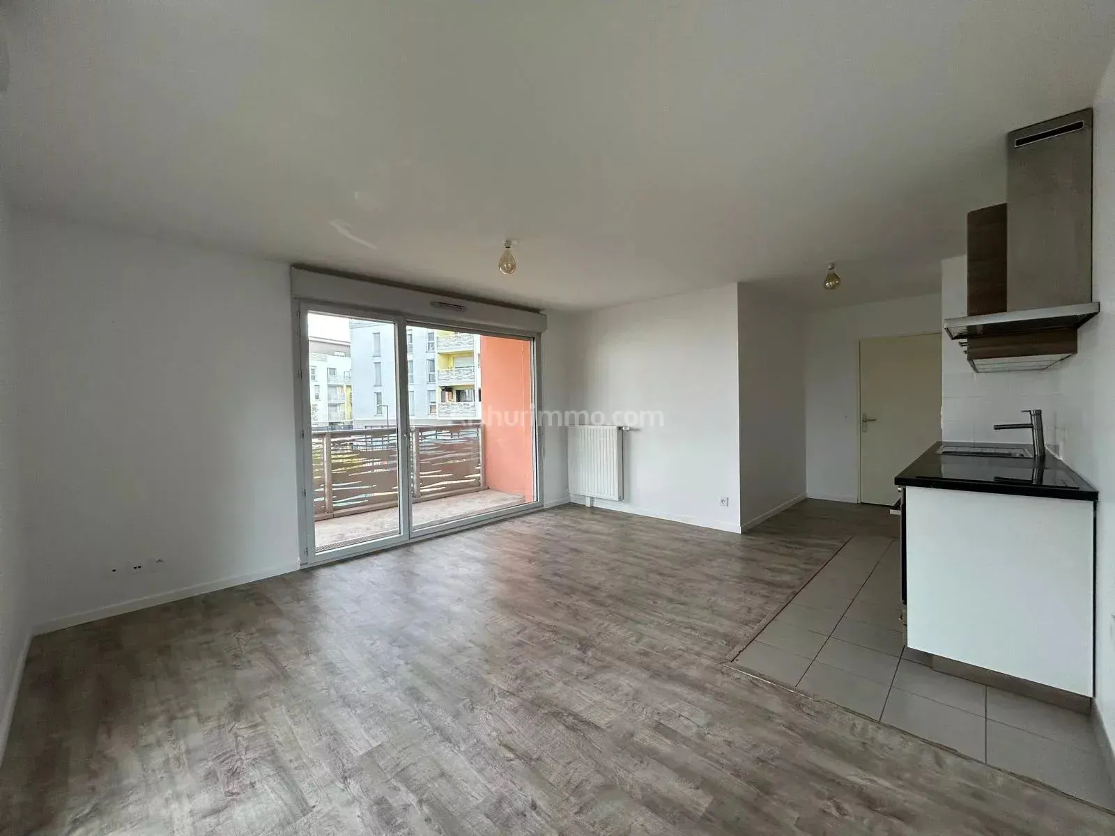 Appartement Avenue Paul Vaillant-Couturier à Paray-Vieille-Poste