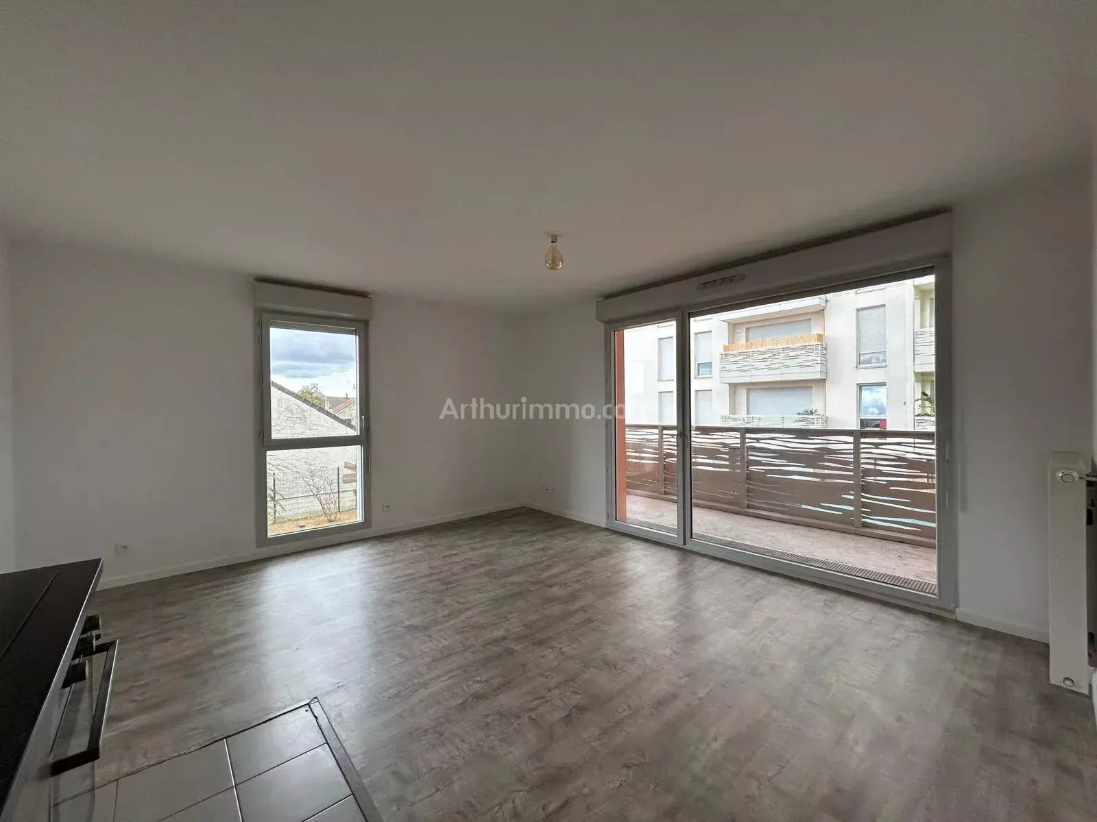 Appartement Avenue Paul Vaillant-Couturier à Paray-Vieille-Poste