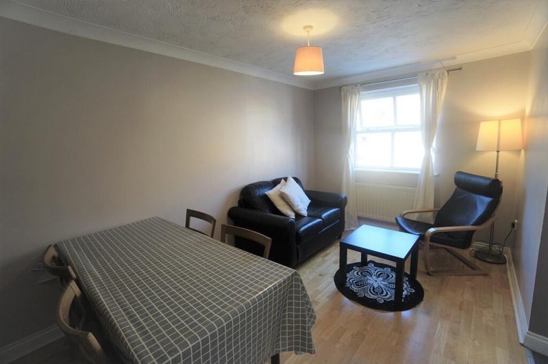 Room Parnell Road in Bristol