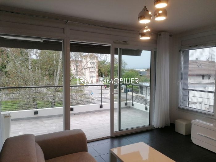 Flat Rue Des Genevrilles in Publier