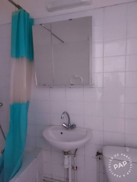 Room A 3 in Bagnolet