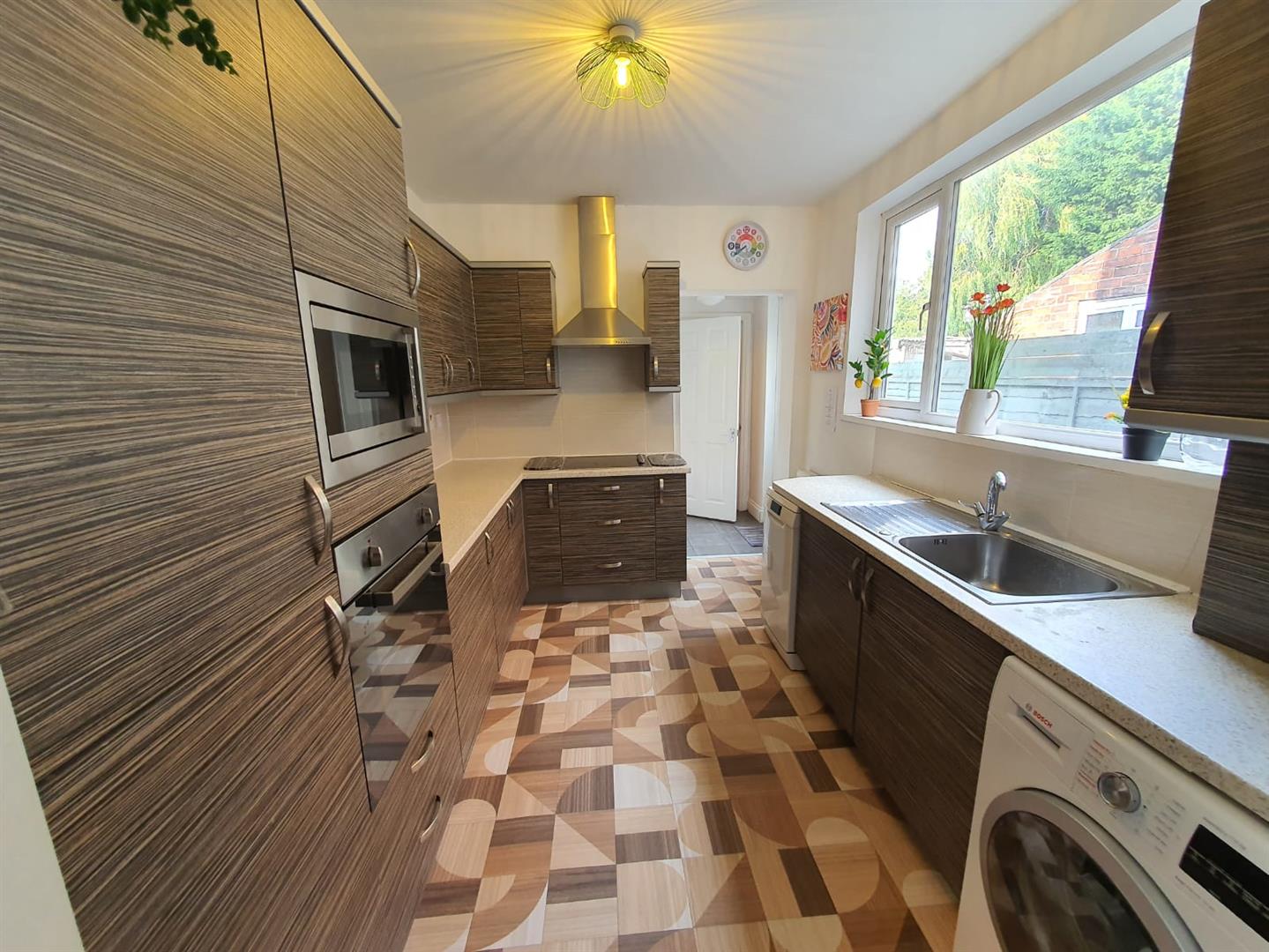 Room Walgrave Street in Hull