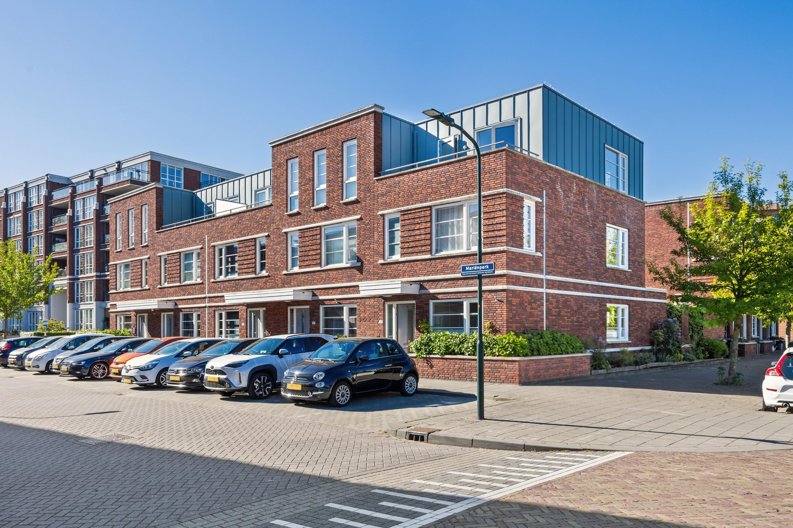 Huis Mariënpark 156 in Leidschendam