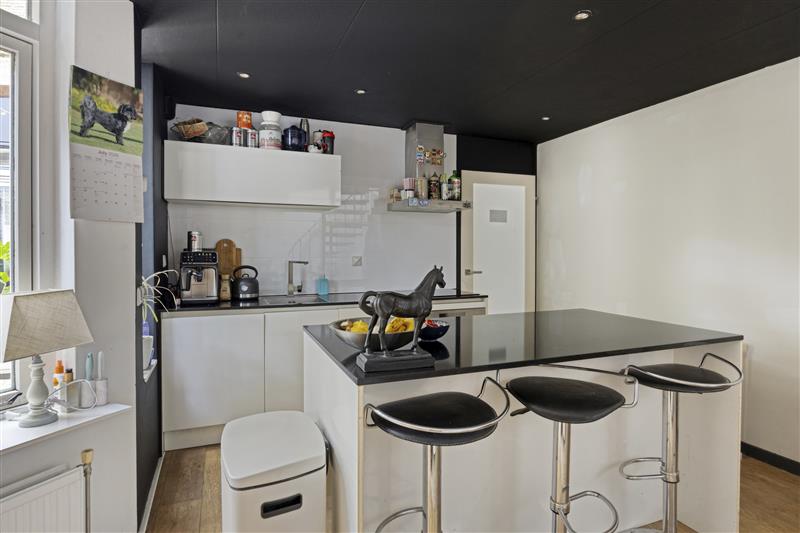 Tussenwoning te koop: Breedenborgstraat 3, Almere