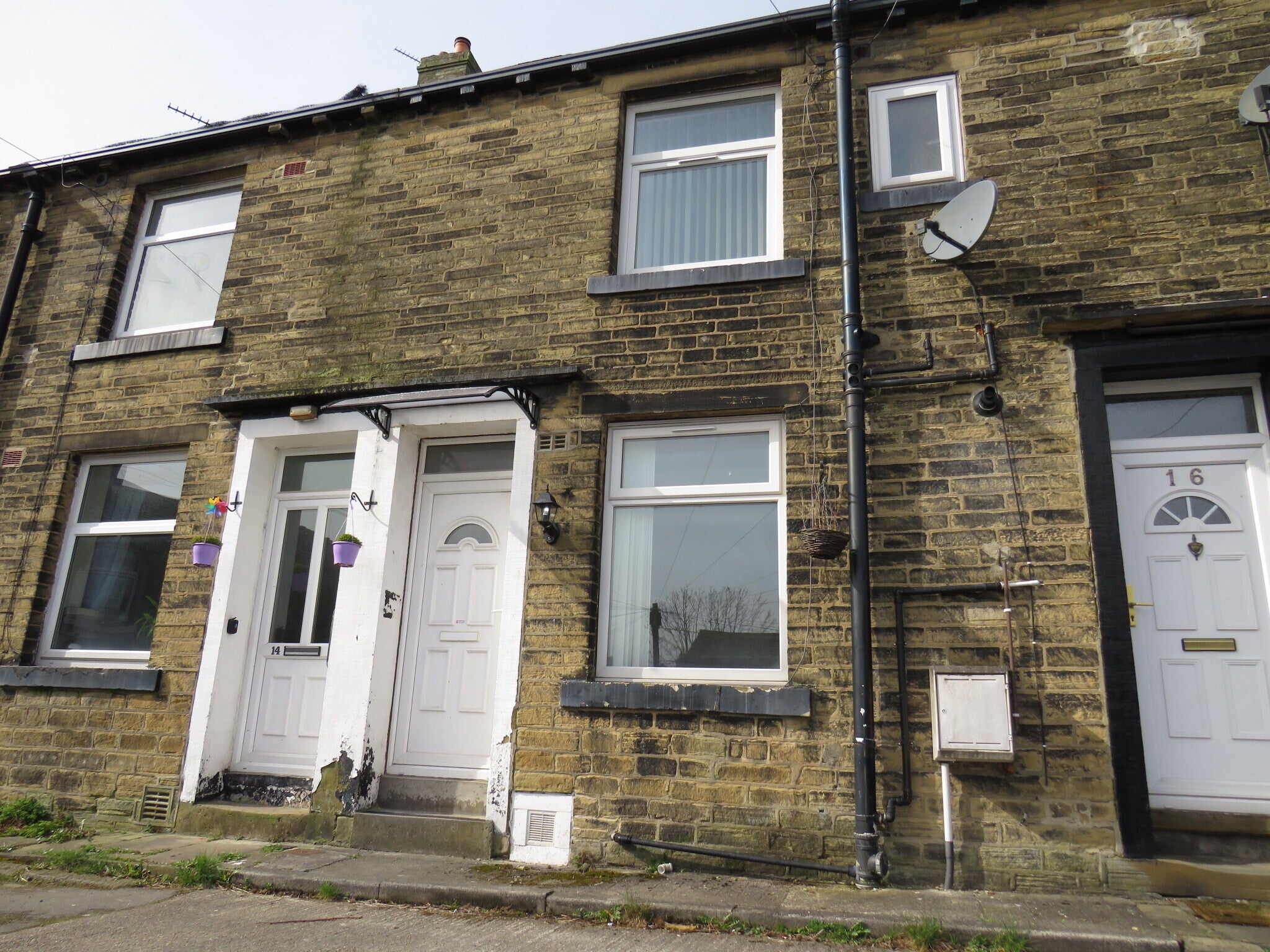 Flat Green Terrace Square in Calderdale