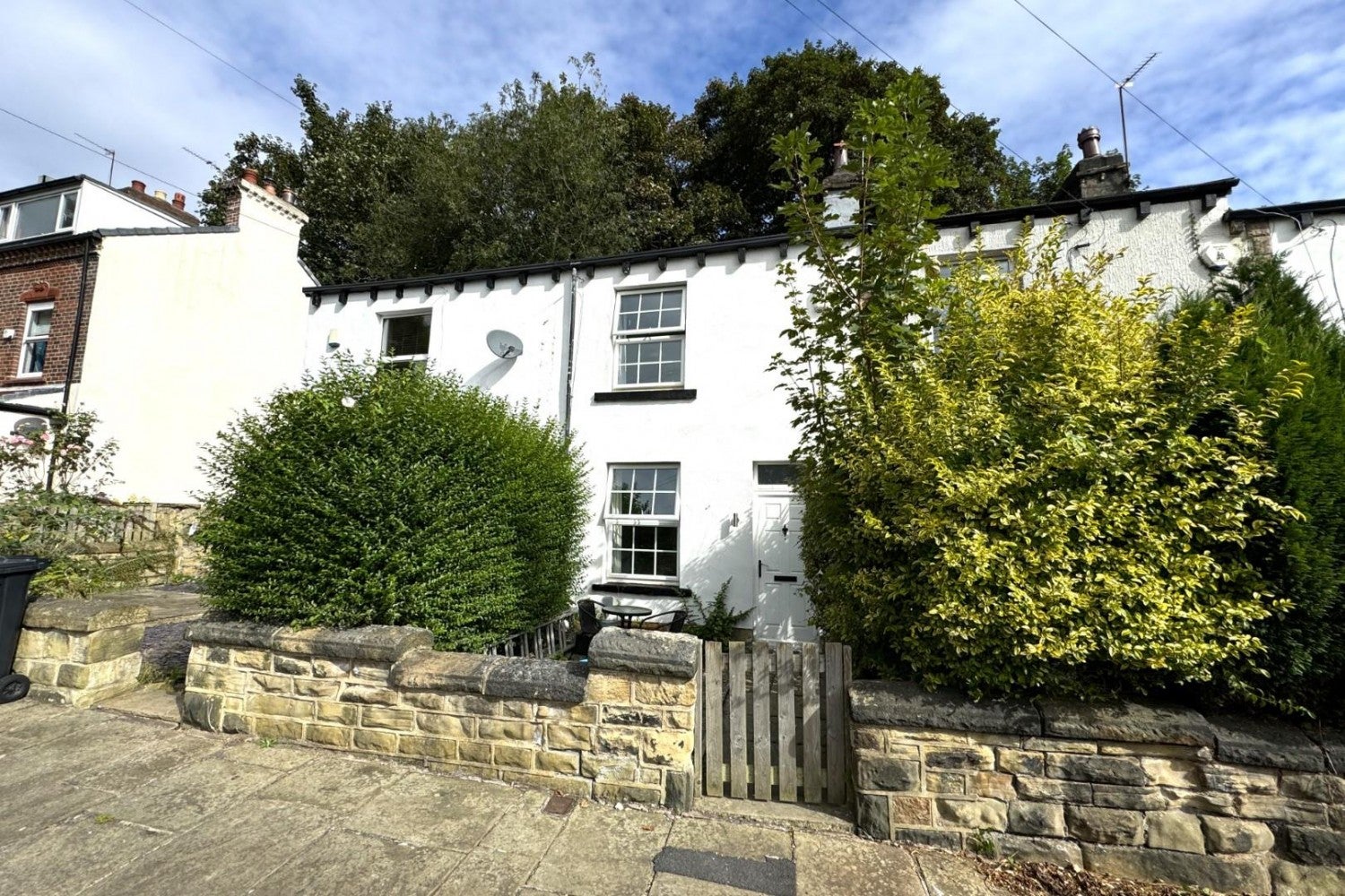 House Back Ravenscar Avenue in Leeds