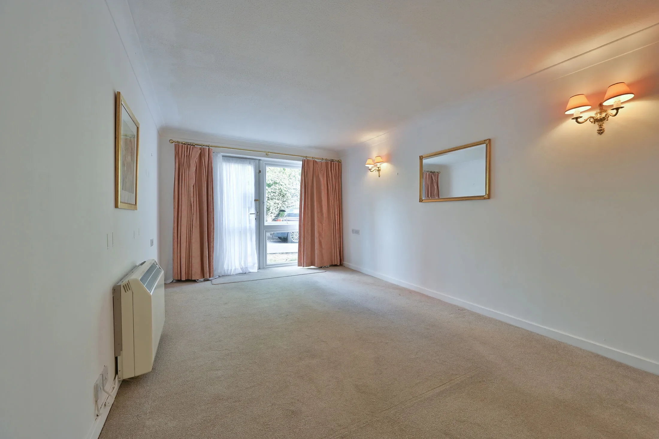 Flat Cassio Road in Watford