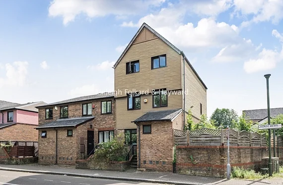 House Leydon Close in Greater London