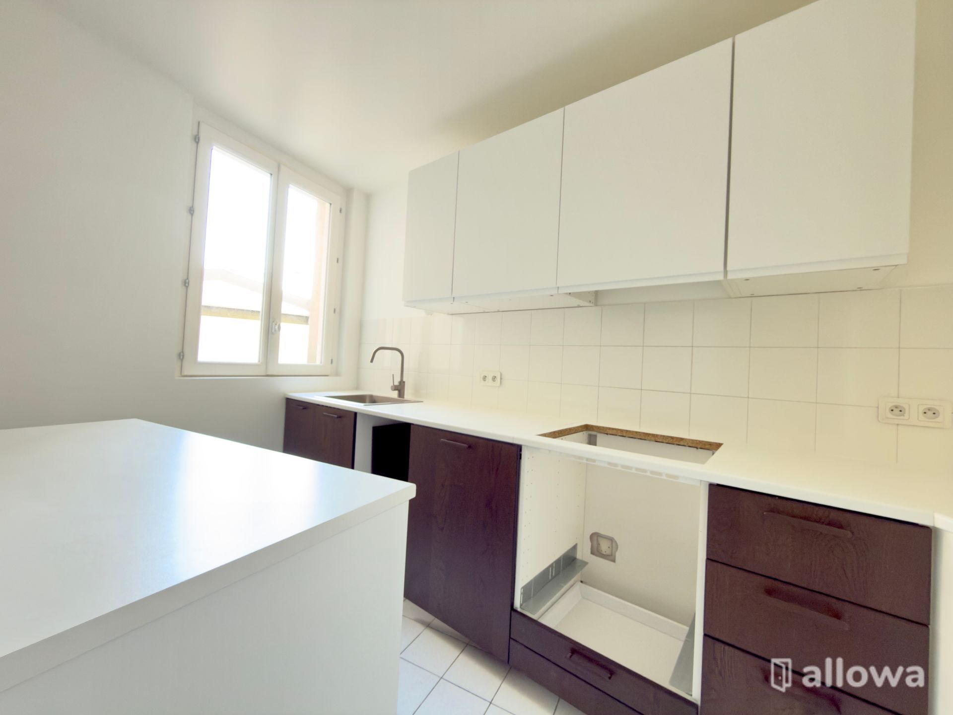 Appartement Rue Mesnil à Paris