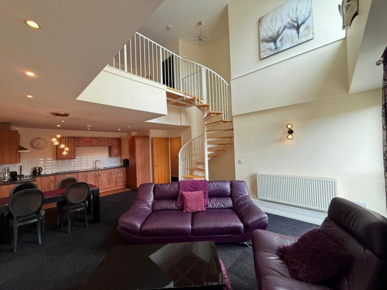 Flat Riverside in East Hertfordshire