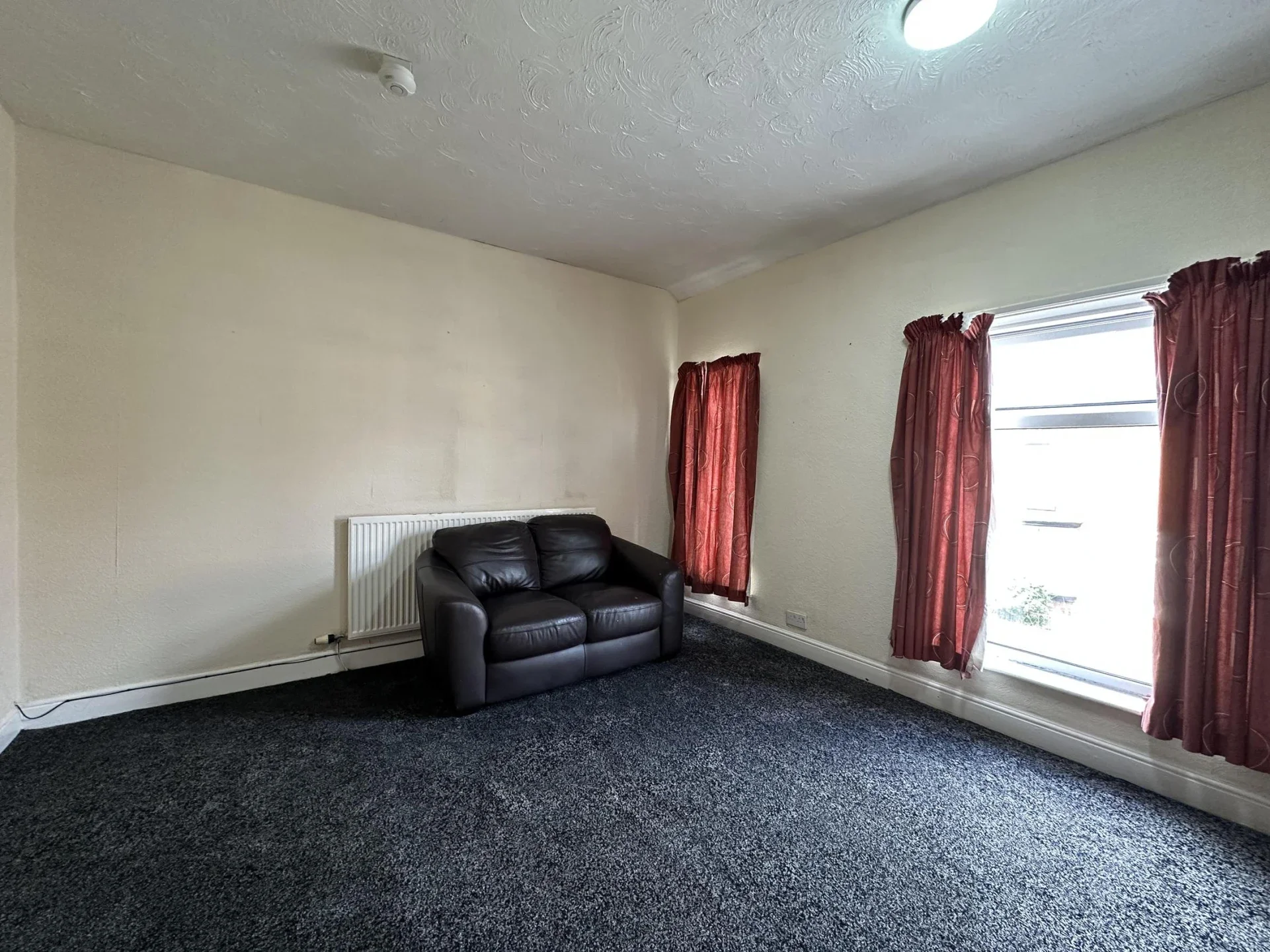 Flat Middlewich Street in Crewe