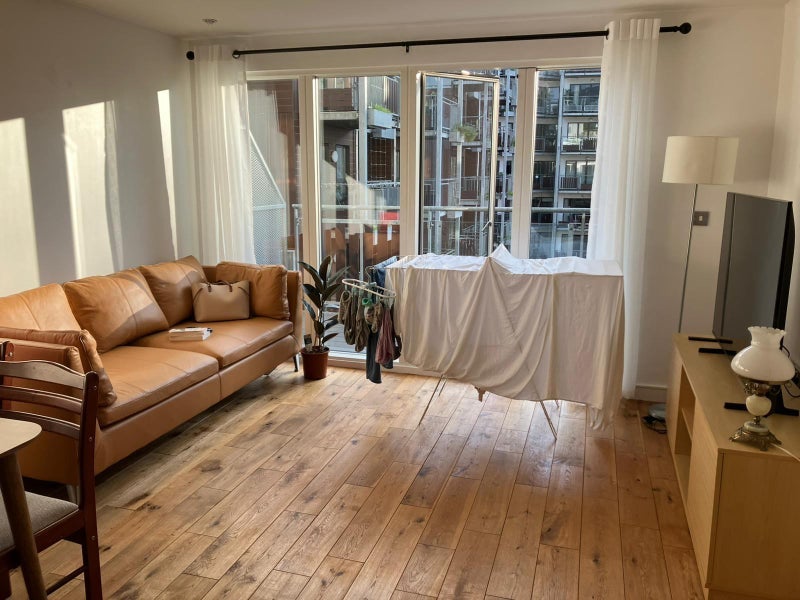 Flat Restell Close in Greater London
