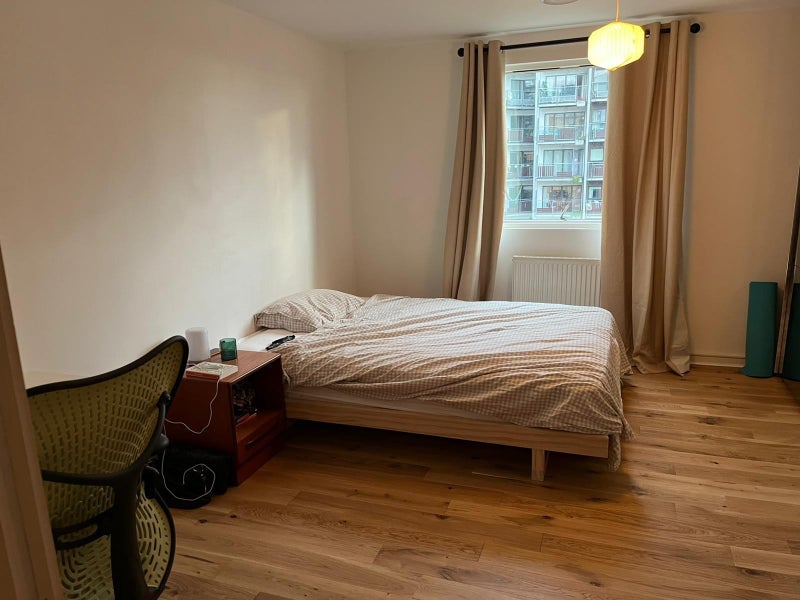 Flat Restell Close in Greater London