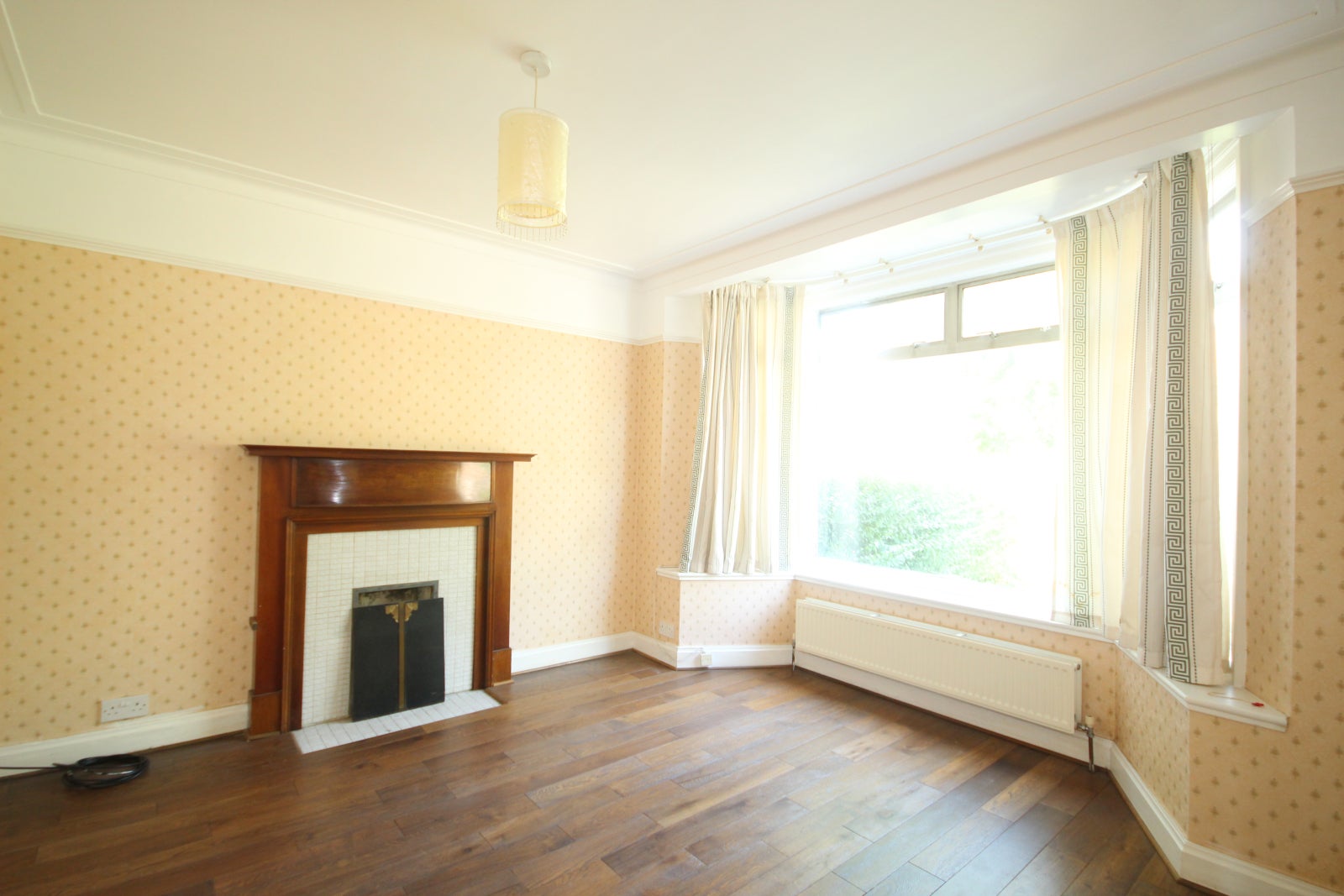 House Whitton Drive in London