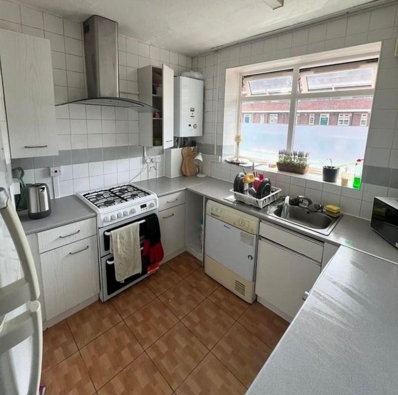 Room Retreat Place in Greater London