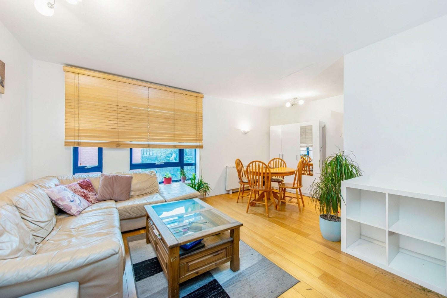 Flat Hare Row in Greater London