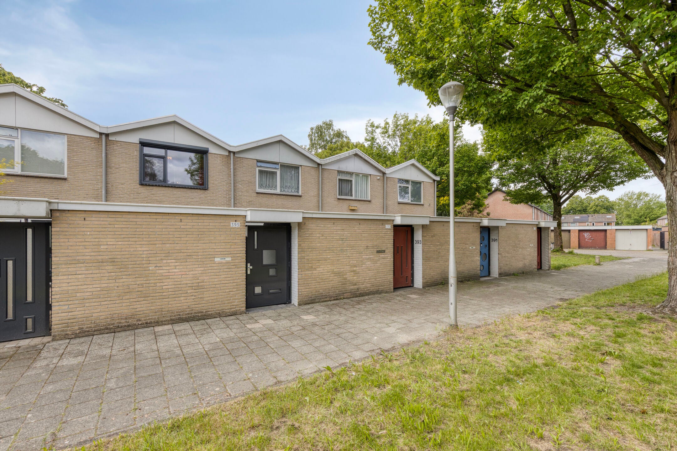 Tussenwoning te koop: Juraweide 395, Tilburg