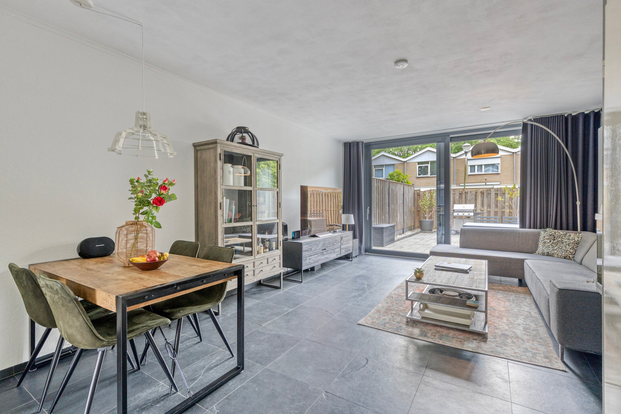 Tussenwoning te koop: Juraweide 395, Tilburg